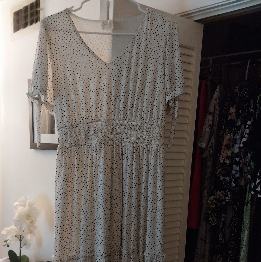 Siren lily dress, black and white polka-dot